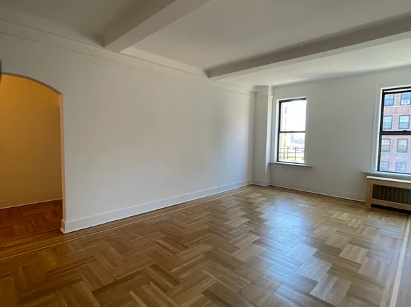175 W 79th St #11A, New York, NY 10024