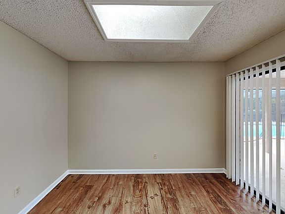 5th image of 6308 Lindenwood Ct S