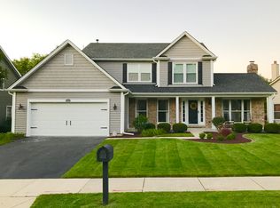 26W638 Lindsey Ave, Winfield, IL 60190