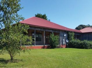 2140 Old Martin Rd, Milton, FL 32570