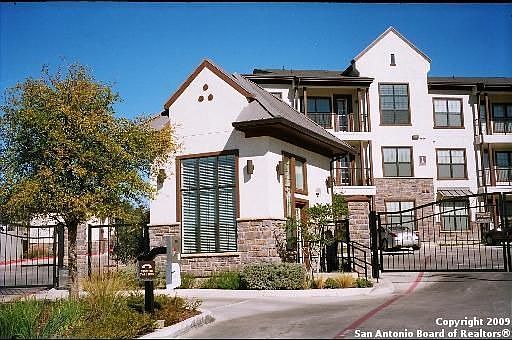 1st image of 7342 Oak Manor Dr