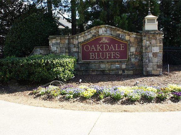 2nd image of 6205 Indian Wood Cir SE