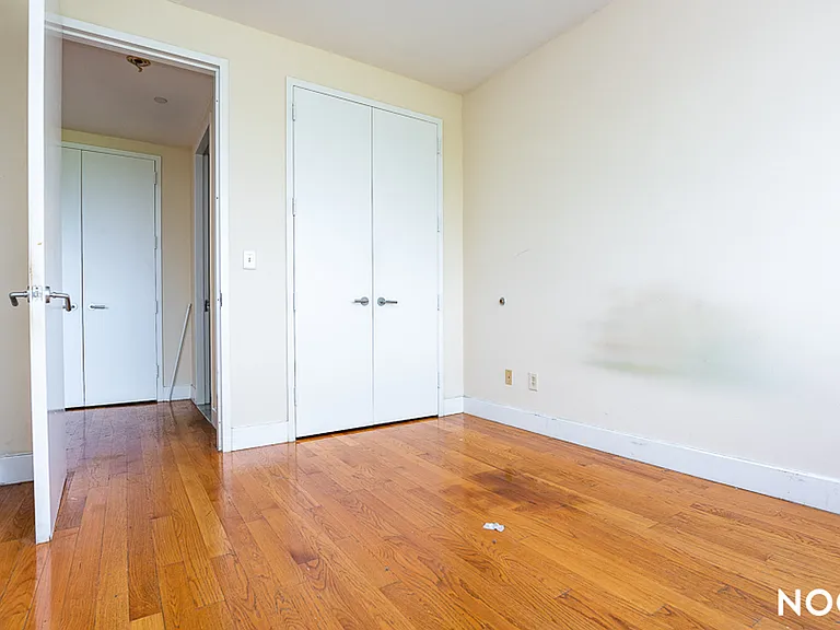 756 Myrtle Ave #4O — Photo 16