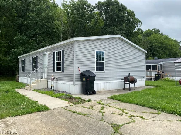 115 E Monroe Cir, Jefferson, OH 44047