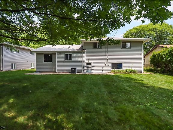 3rd image of 4338 Bentley Dr