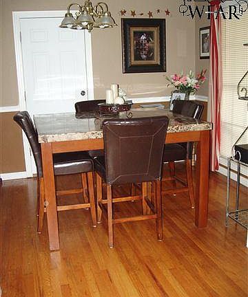 3rd image of 306 Bluebonnet Dr