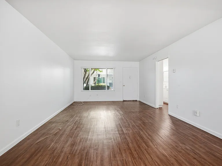 1846 Oliver Ave #2 — Photo 8