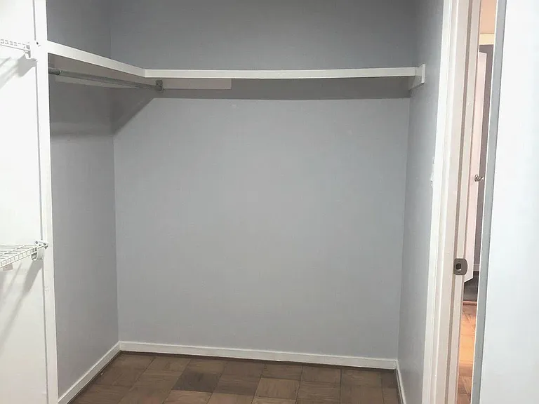 29 Stonehenge Cir #1 — Photo 24