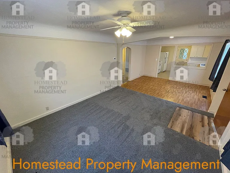 287 SE Ash St — Photo 5