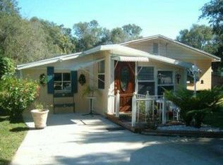 5435 Mobile Villa Dr, Seffner, FL 33584