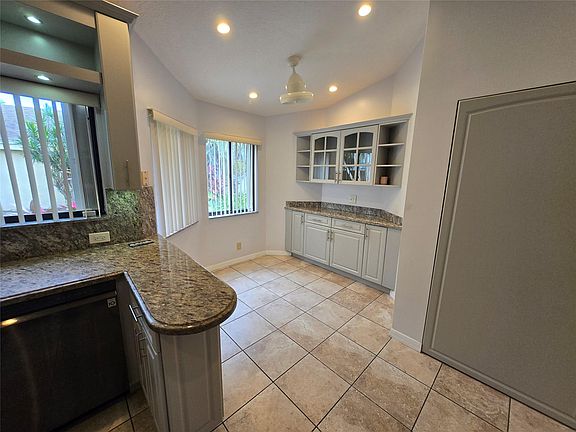 5th image of 3341 NW 22nd Place