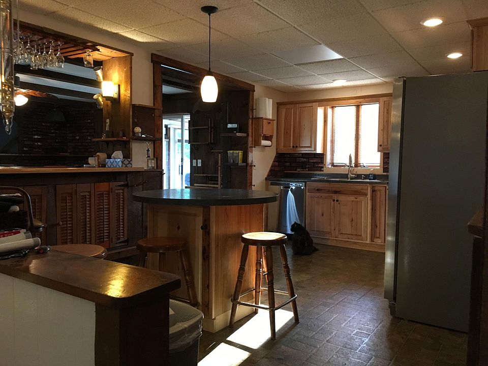 1st image of 255 Hudson Ave