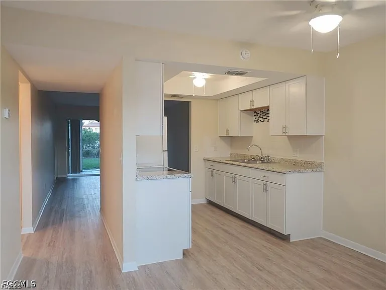4705 SE 4th Pl #2 — Photo 14