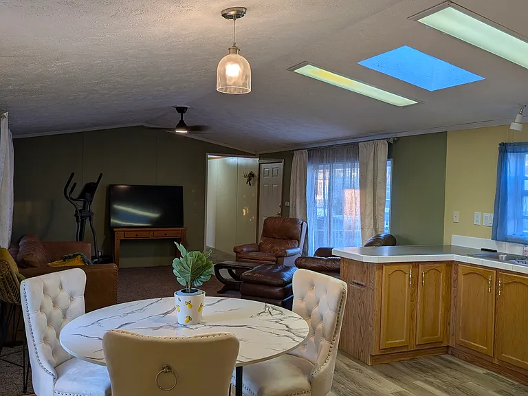 4746 E Skyline Dr #12 — Photo 2