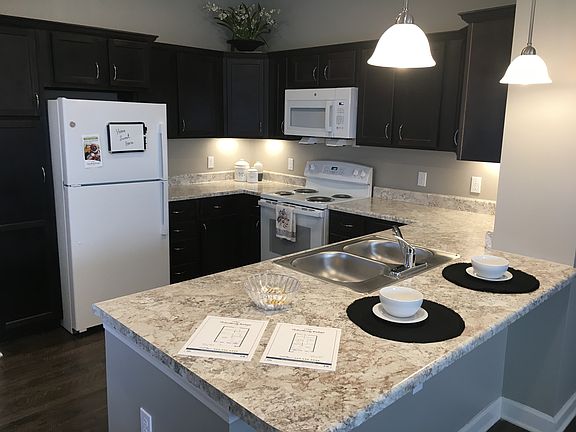 3rd image of 809 E Briggs Dr #F12b40b6a