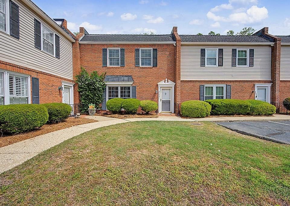 1st image of 454 Kingswood Ct