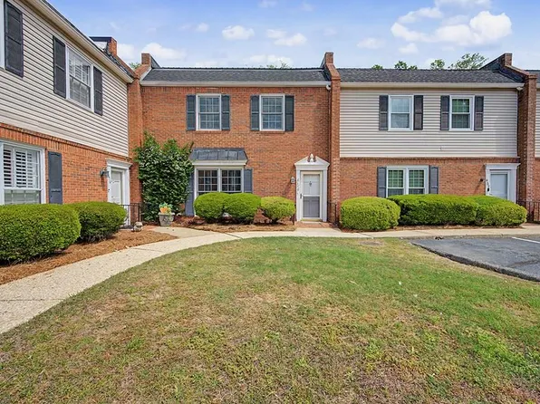 454 Kingswood Ct, Albany, GA 31707