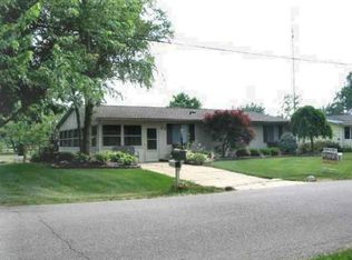 22 Lake Drive Clear Lk, Fremont, IN 46737