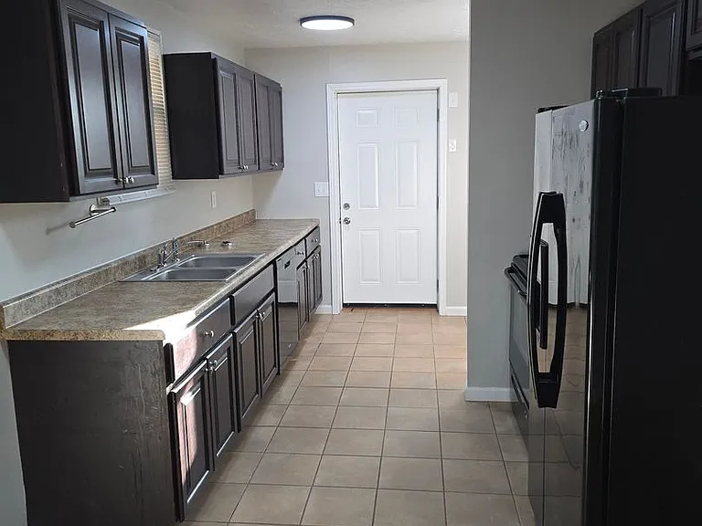 104 Skyline Dr — Photo 5