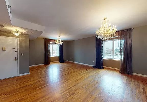 3rd image of 1970 Bergen Ave #L3