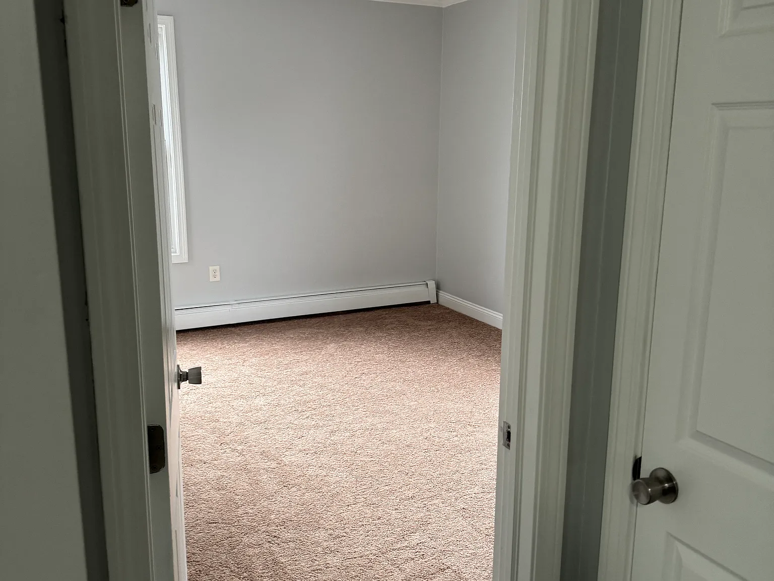 3 bed, 1200 sqft, $1,850 — Photo 4