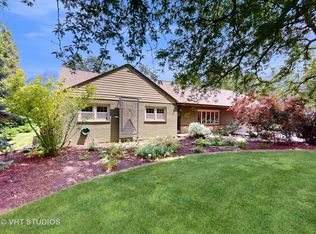 8351 Meadowbrook Dr, Burr Ridge, IL 60527