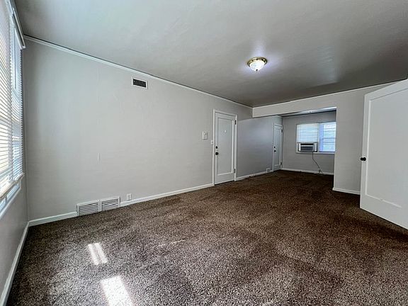 5th image of 610 Washington St Unit 14