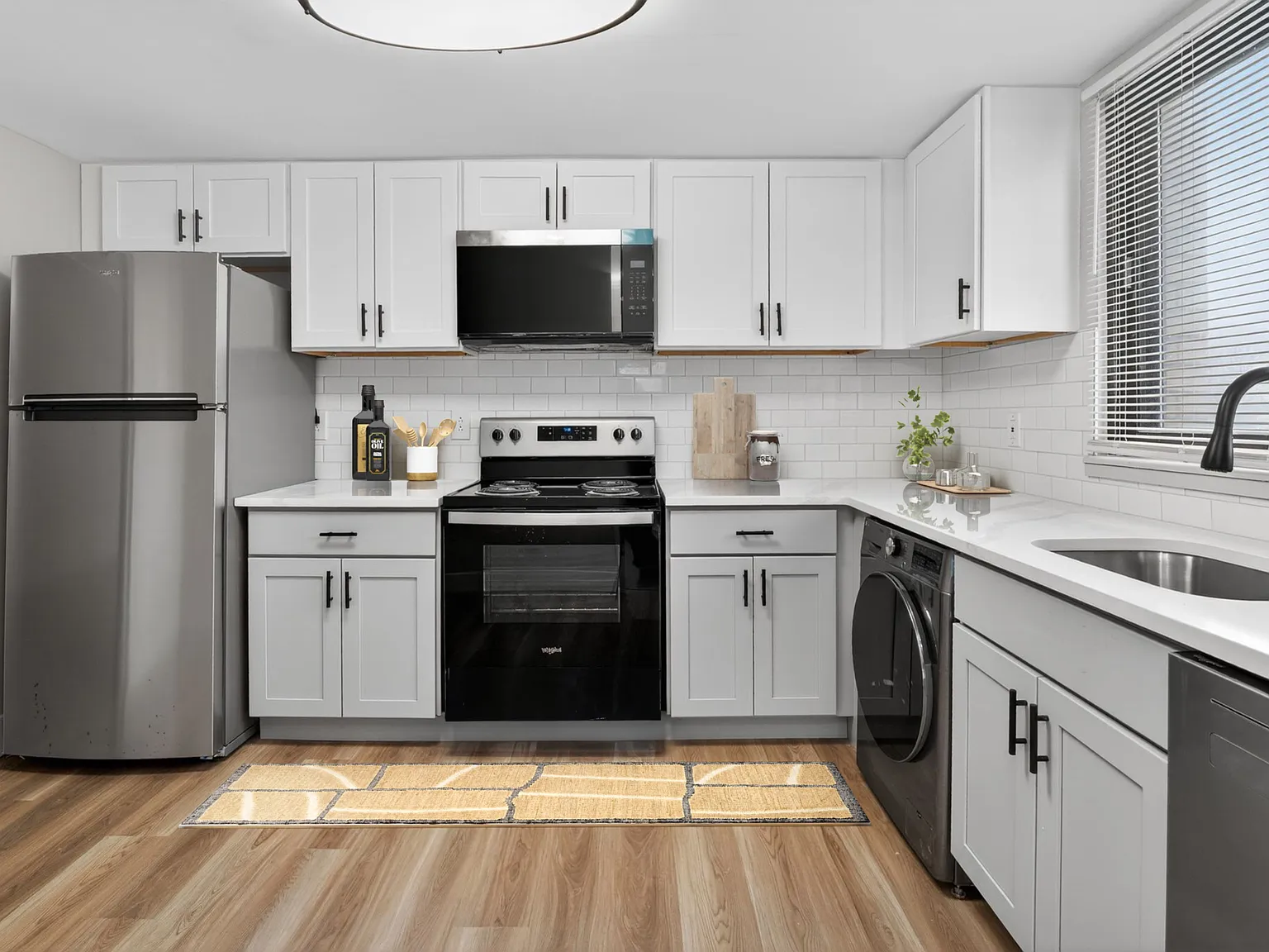 The Venue Apartment Homes — Photo 2