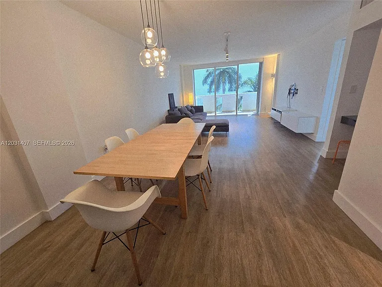 800 West Ave #618 — Photo 13