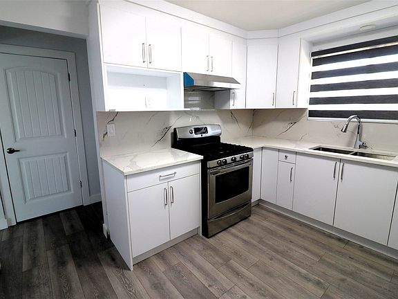 5th image of 765 Barrie Dr
