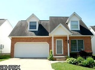 2152 Jennifer St, Akron, OH 44313