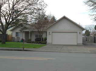 1057 Rose St, Junction City, OR 97448