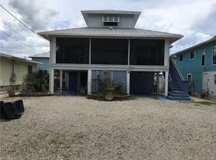5608 Easy St, Fort Myers Beach, FL 33931