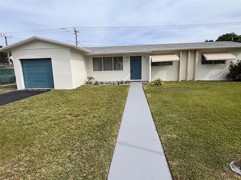 20341 SW 117th Ave — Photo 1