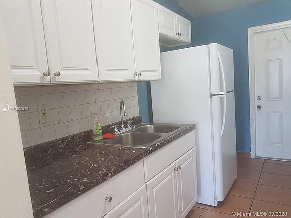 3rd image of 18036 NW 41st Pl #18036