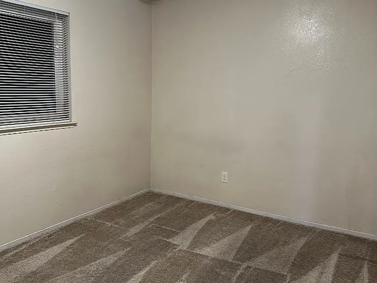 35 Rose Ln — Photo 9