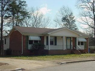 415 Cody Cir, Winston Salem, NC 27105