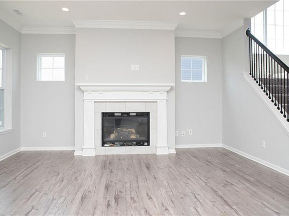This photo is of a Hillcrest floor plan Estridge built previously.