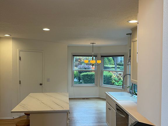 5th image of 5376 Greystoke Dr