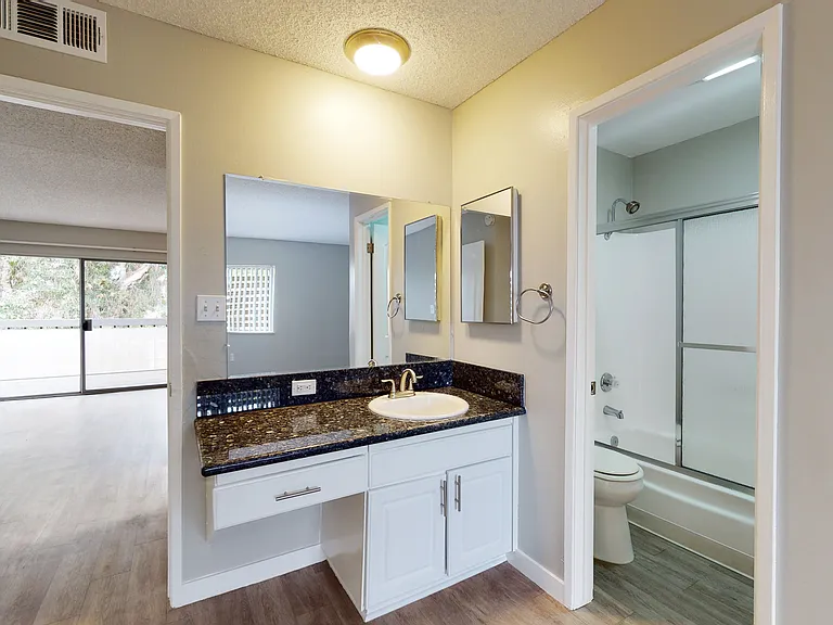Pine Lake Apartments — Photo 46