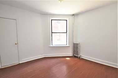 Rented by CITY SKYLINE REALTY INC