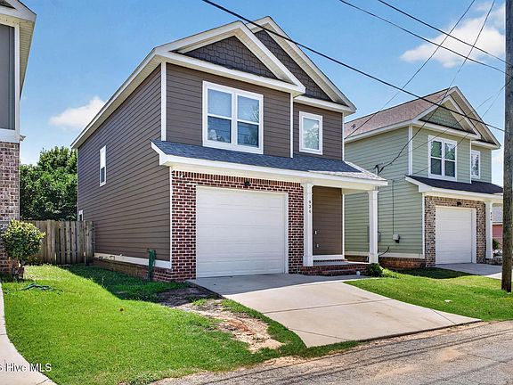 2nd image of 934 Boyd Ln