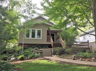 2035 B Ave NE, Cedar Rapids, IA 52402
