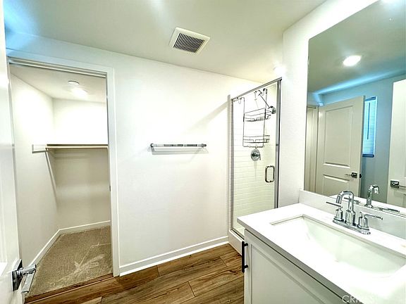 4th image of 4422 S Bryant Paseo