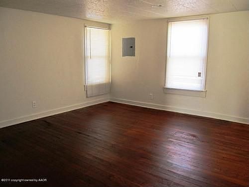 4th image of 804 S Maryland St