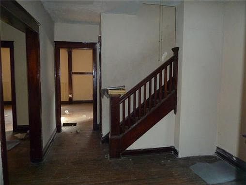 4th image of 4308 E 24th St