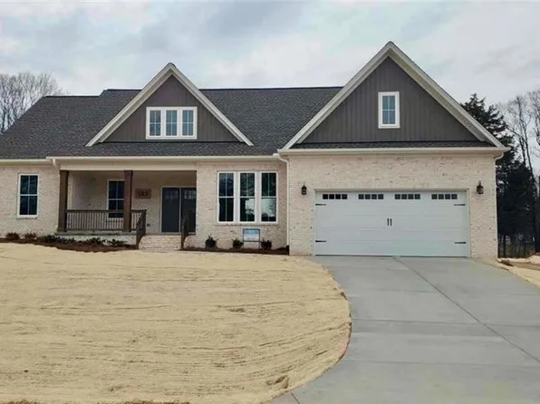 183 Wynnfall Dr, Lexington, NC 27295
