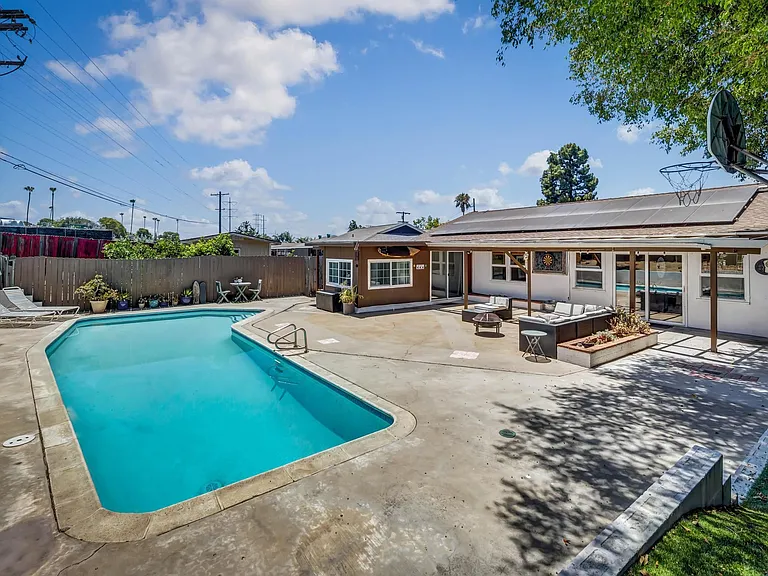 4191 Mount Everest Blvd — Photo 28