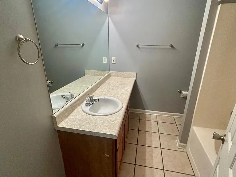 4201 High Park Ln — Photo 14