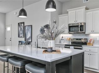 131 S Diane Dr, Olathe, KS 66061